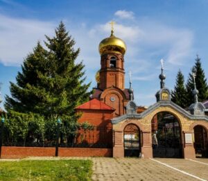 Видна храм Вознесения Господня