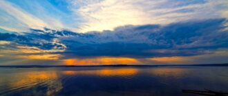 Закат на Рыбинском водохранилище