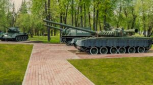 Танки в парке Победы